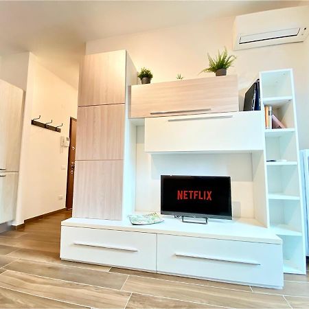 15 Minuti Dall'Istituto Ortopedico Galeazzi - Appartamento Silenzioso Con Cucina, Wifi E Netflix Milán Exteriér fotografie